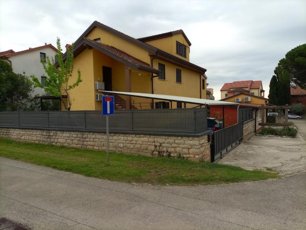 Apartments Ingrid Novigrad Istria Esterno foto